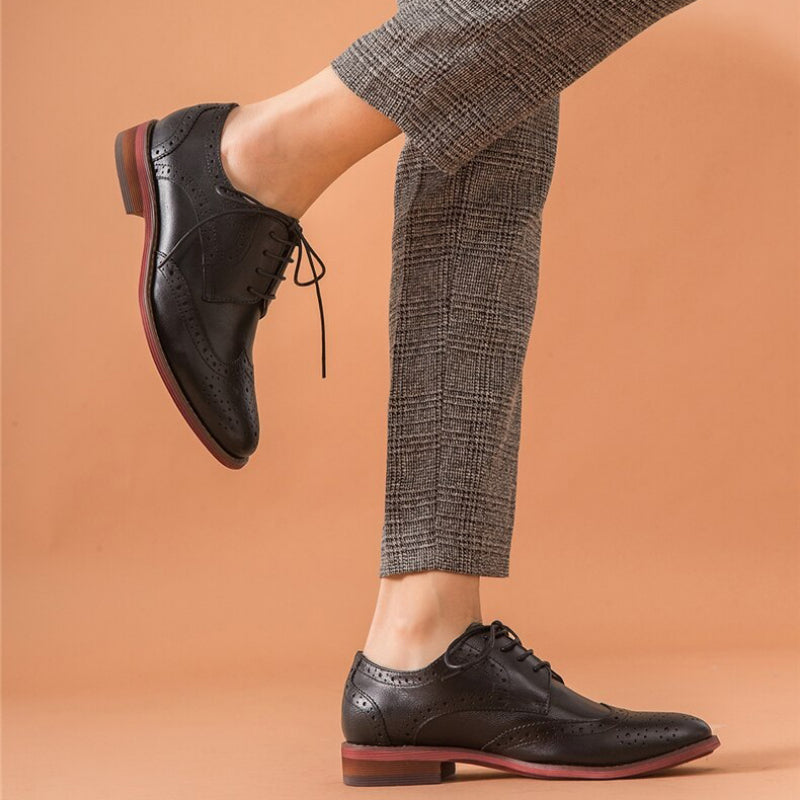 Vintage-Inspired Casual Lace-up Oxford Vegan Leather Shoes  display picture 1
